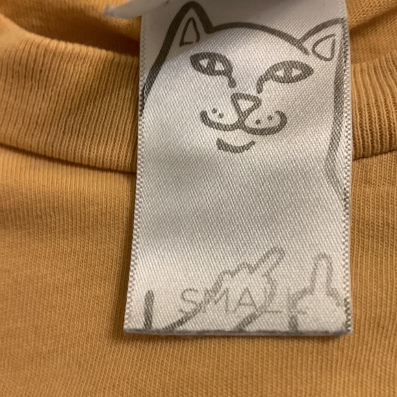 Rip n dip cat eating ramen shirt - Picture 2 of 3